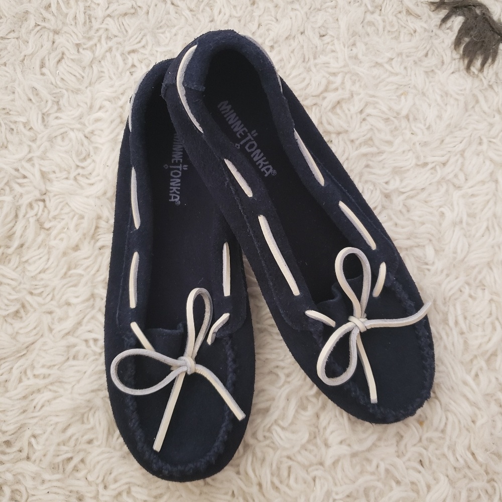 Minnetonka Moccasin Navy Blue 8.5